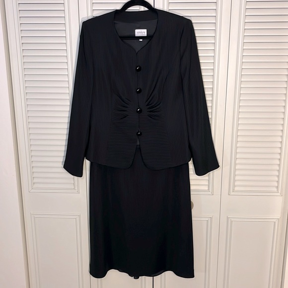 Armani Collezioni Made in Italy Pinstriped Skirt Suit 2 piece - Picture 2 of 16